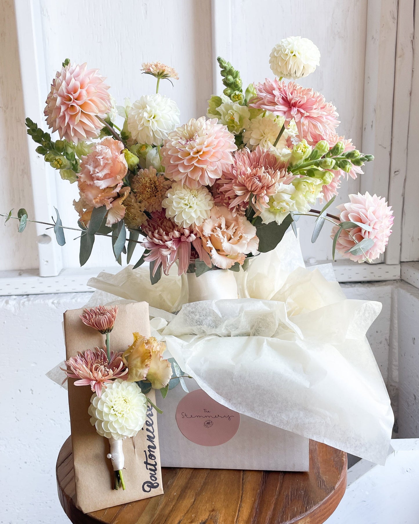 À La Carte Wedding Florals